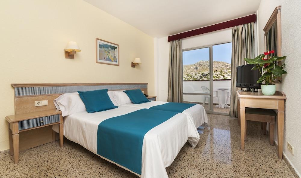 Hotel Globales Simar Cala de Sant Vicenc Esterno foto