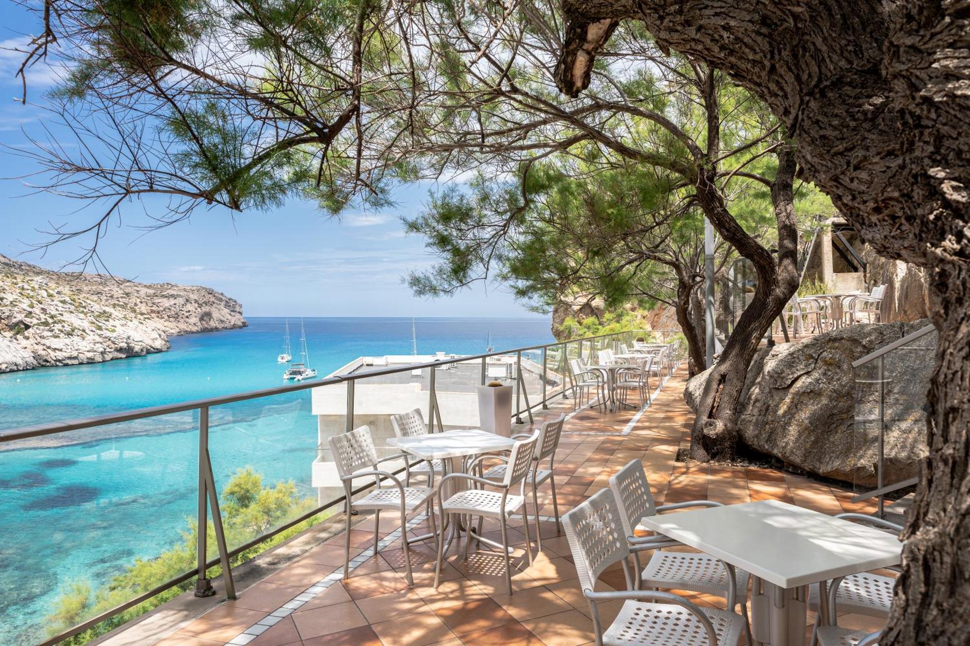 Hotel Globales Simar Cala de Sant Vicenc Esterno foto
