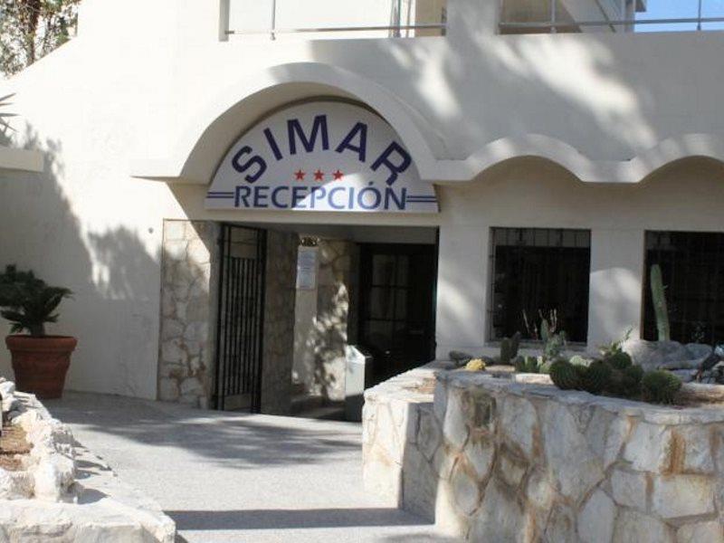 Hotel Globales Simar Cala de Sant Vicenc Esterno foto