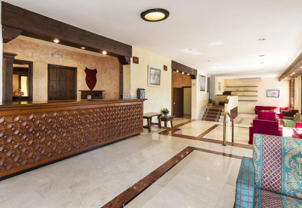 Hotel Globales Simar Cala de Sant Vicenc Esterno foto