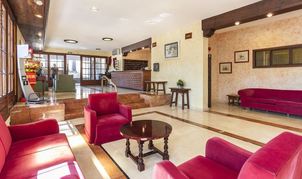 Hotel Globales Simar Cala de Sant Vicenc Esterno foto
