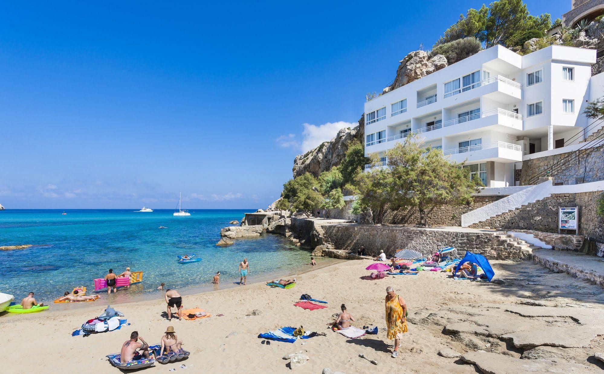 Hotel Globales Simar Cala de Sant Vicenc Esterno foto