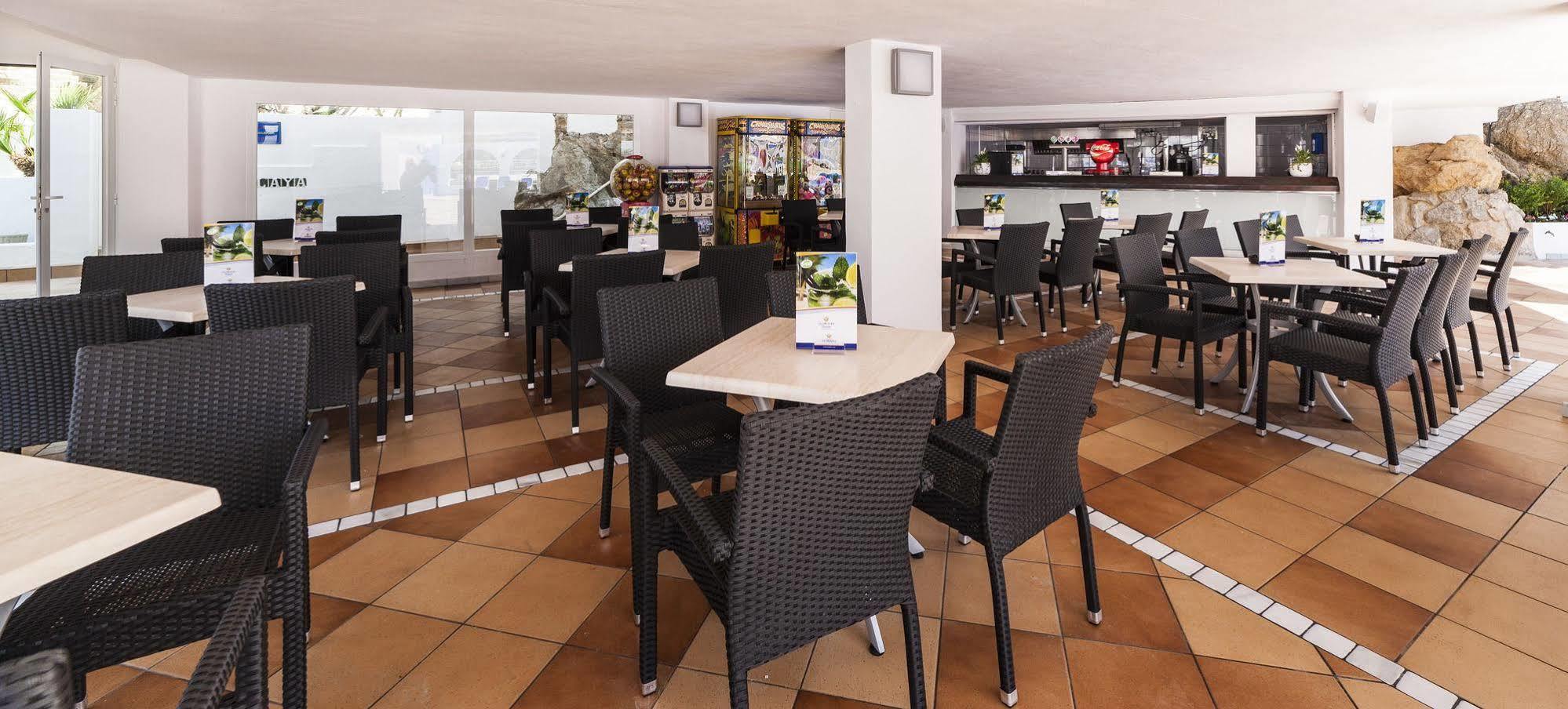 Hotel Globales Simar Cala de Sant Vicenc Esterno foto