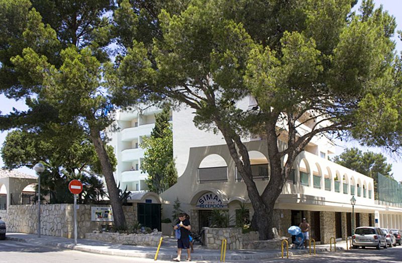 Hotel Globales Simar Cala de Sant Vicenc Esterno foto