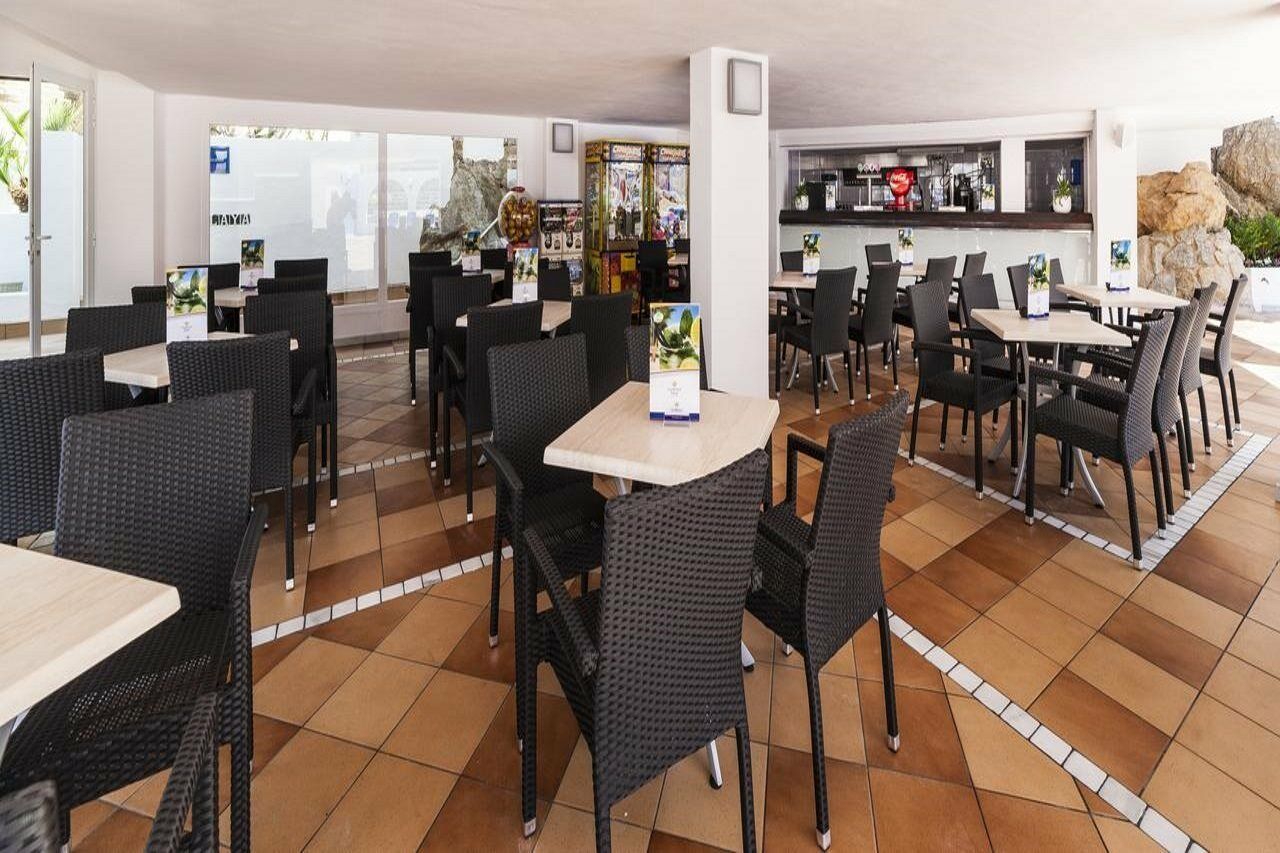 Hotel Globales Simar Cala de Sant Vicenc Esterno foto